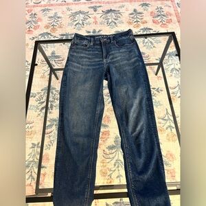 American Eagle Outfitters Women’s Curvy Mom Jean